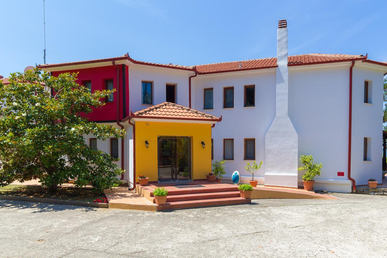 Hotel Filosxenia Roxani Country House Marónia Exterior foto