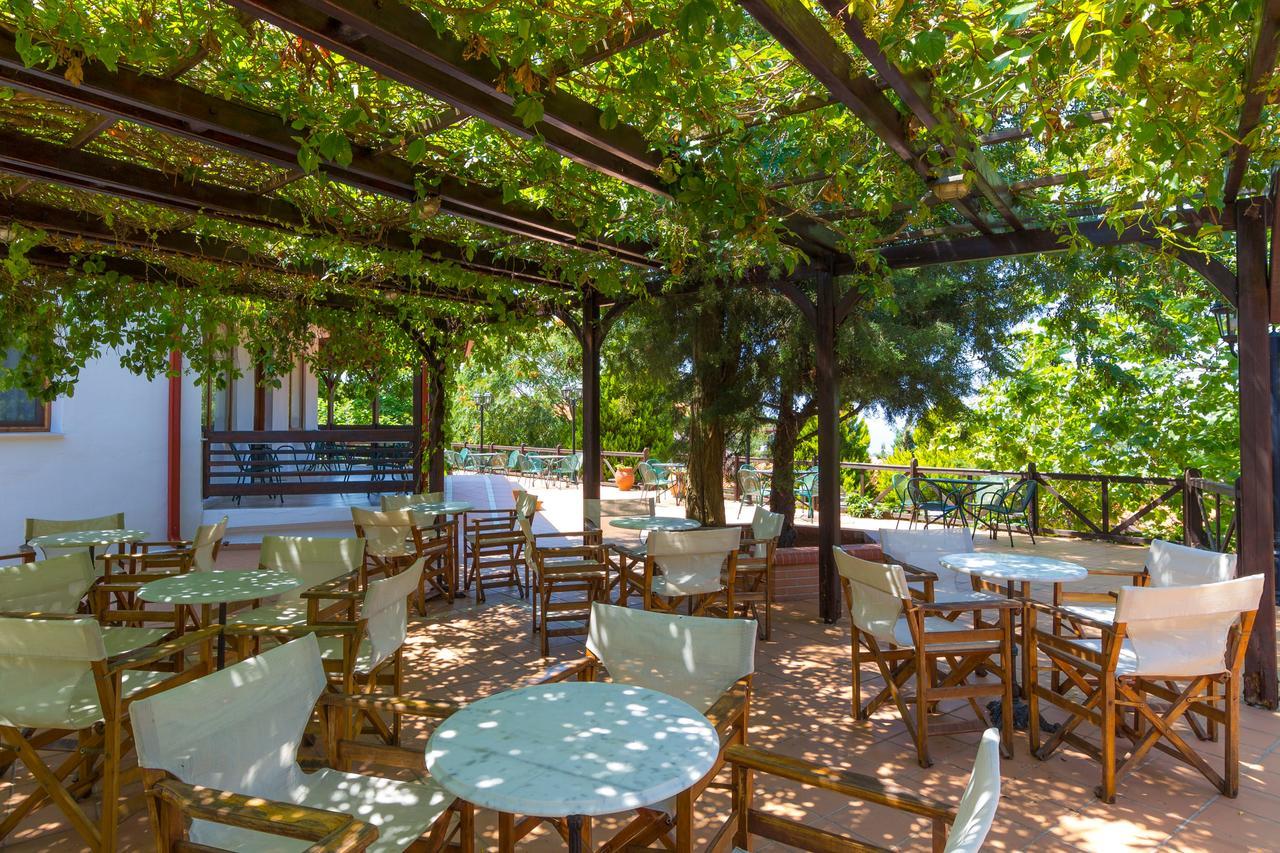 Hotel Filosxenia Roxani Country House Marónia Exterior foto