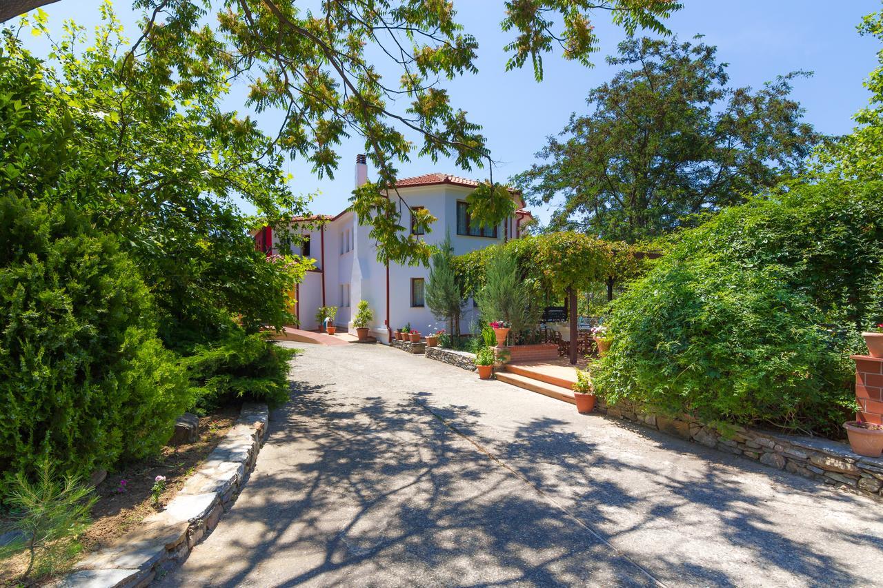 Hotel Filosxenia Roxani Country House Marónia Exterior foto